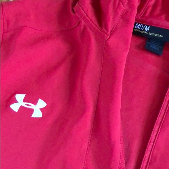 Red Long Sleeve Underarmour Running Shell - Picture 2 of 3